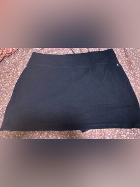 Black Athletic Skirt w/shorts